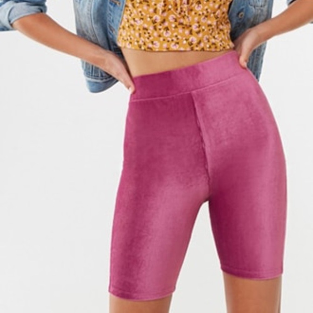 velvet biker shorts - Picture 3 of 3